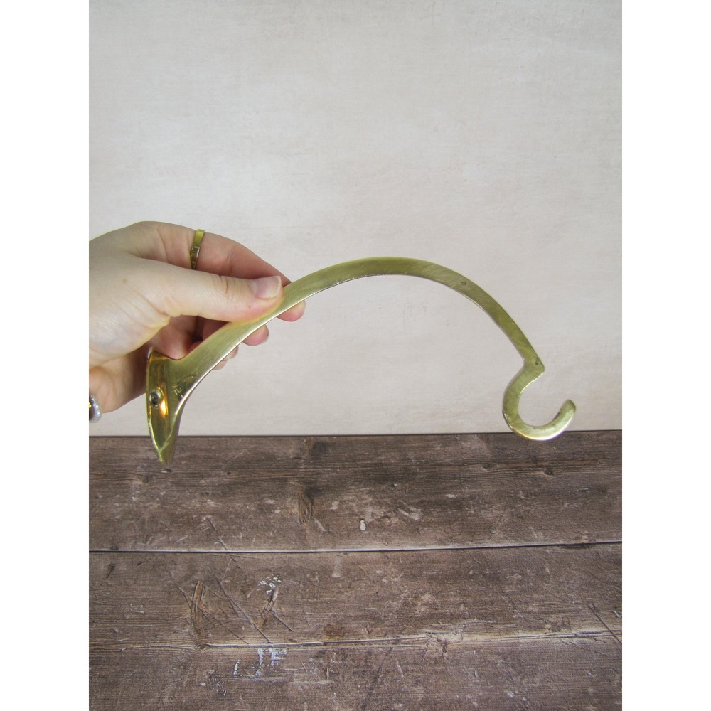 Vintage Curved Brass Wall Hook - Gold Brass Wall mounted coat hook - Picture 9 of 9